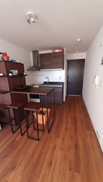 OPORTUNIDAD - Monoambiente semi amueblado en Avenida Brasil $17500 